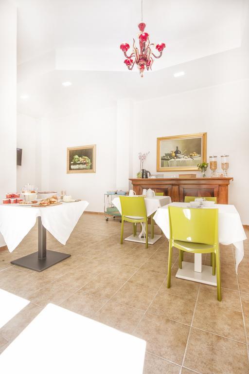 B&B La Torre カステッランマーレ・デル・ゴルフォ 部屋 写真